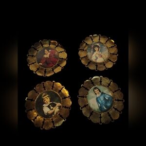 Vtg set of Victorian picture prints in butterfly Frames